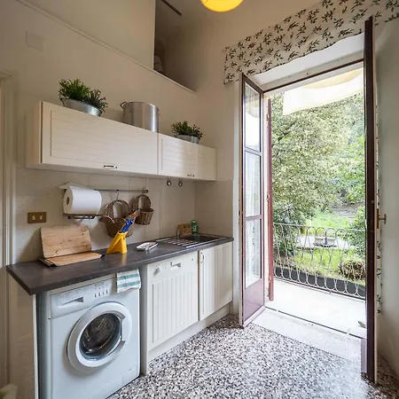 Apartment Montale Historical I Limoni