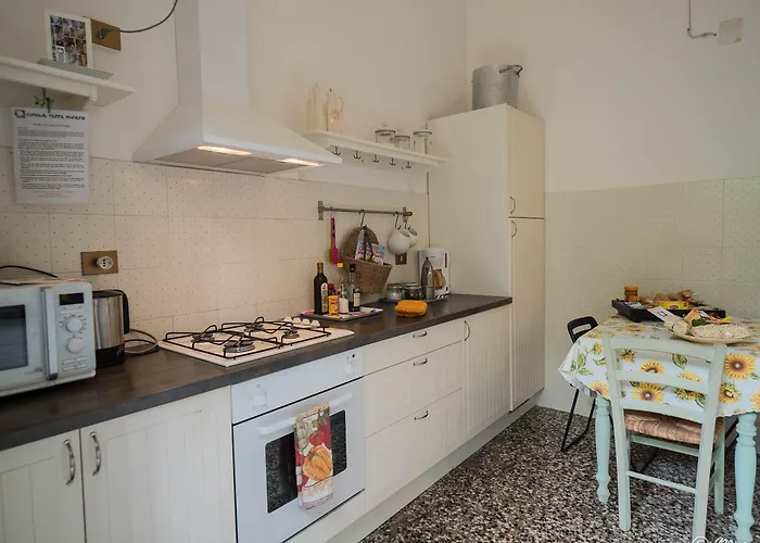 Montale Historical I Limoni Apartamento *