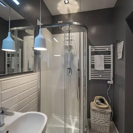 Montale Historical I Limoni مونتيروسّو ال ماري